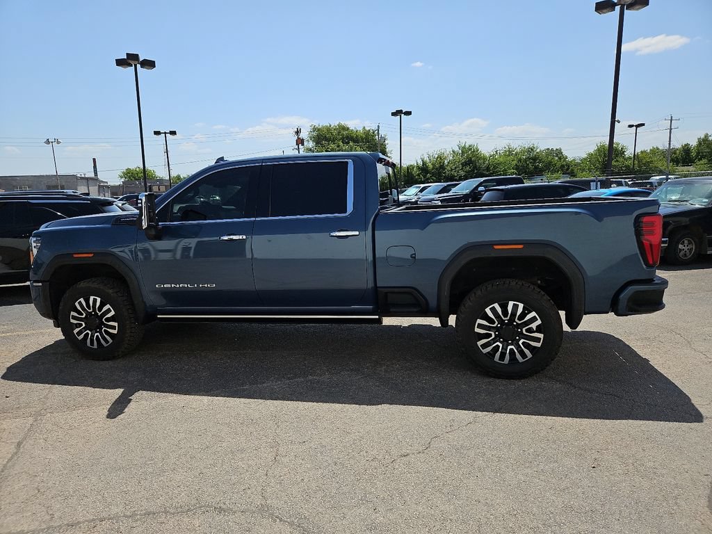 Used 2024 GMC Sierra 2500 Denali Ultimate w/ Max Trailering Package AWD/4WD image 6