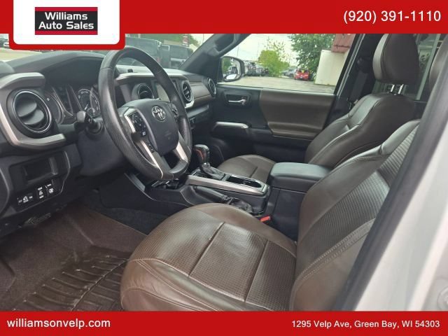 Used 2017 Toyota Tacoma Limited w/ Tow Package AWD/4WD image 12