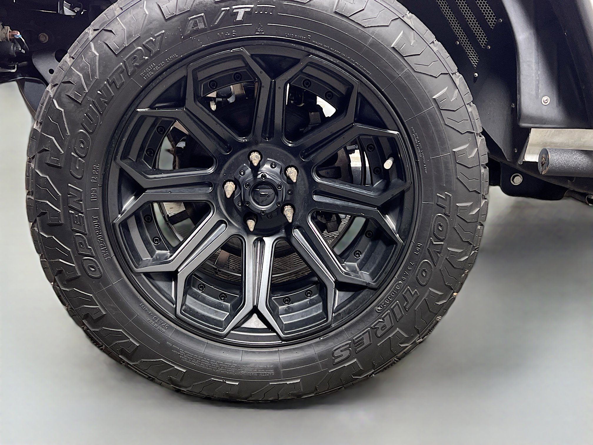 Used 2020 Jeep Gladiator Sport w/ Quick Order Package 24S image 14