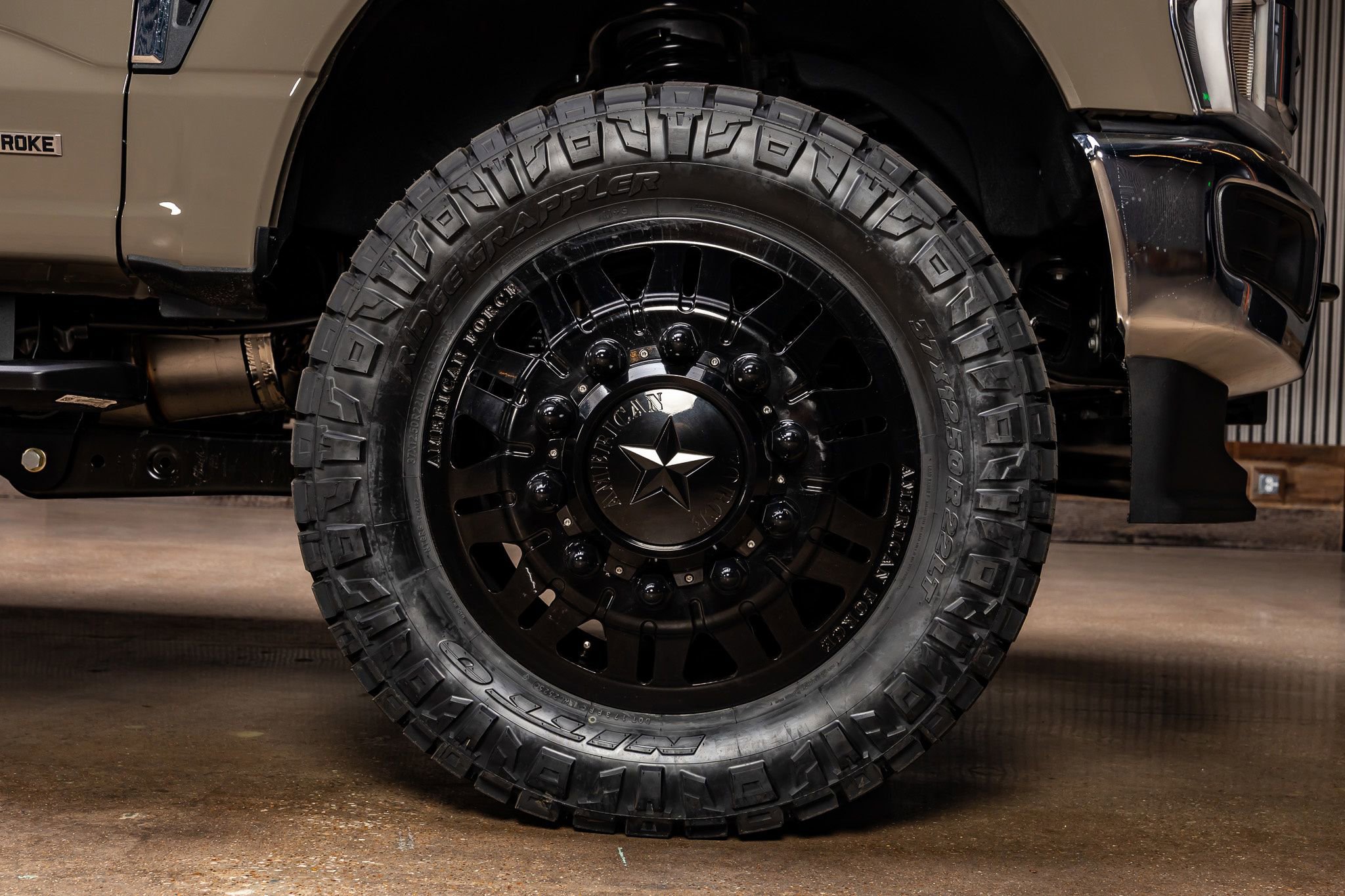 Used 2026 Ford F350 XLT w/ 360-Degree Camera Package AWD/4WD image 12