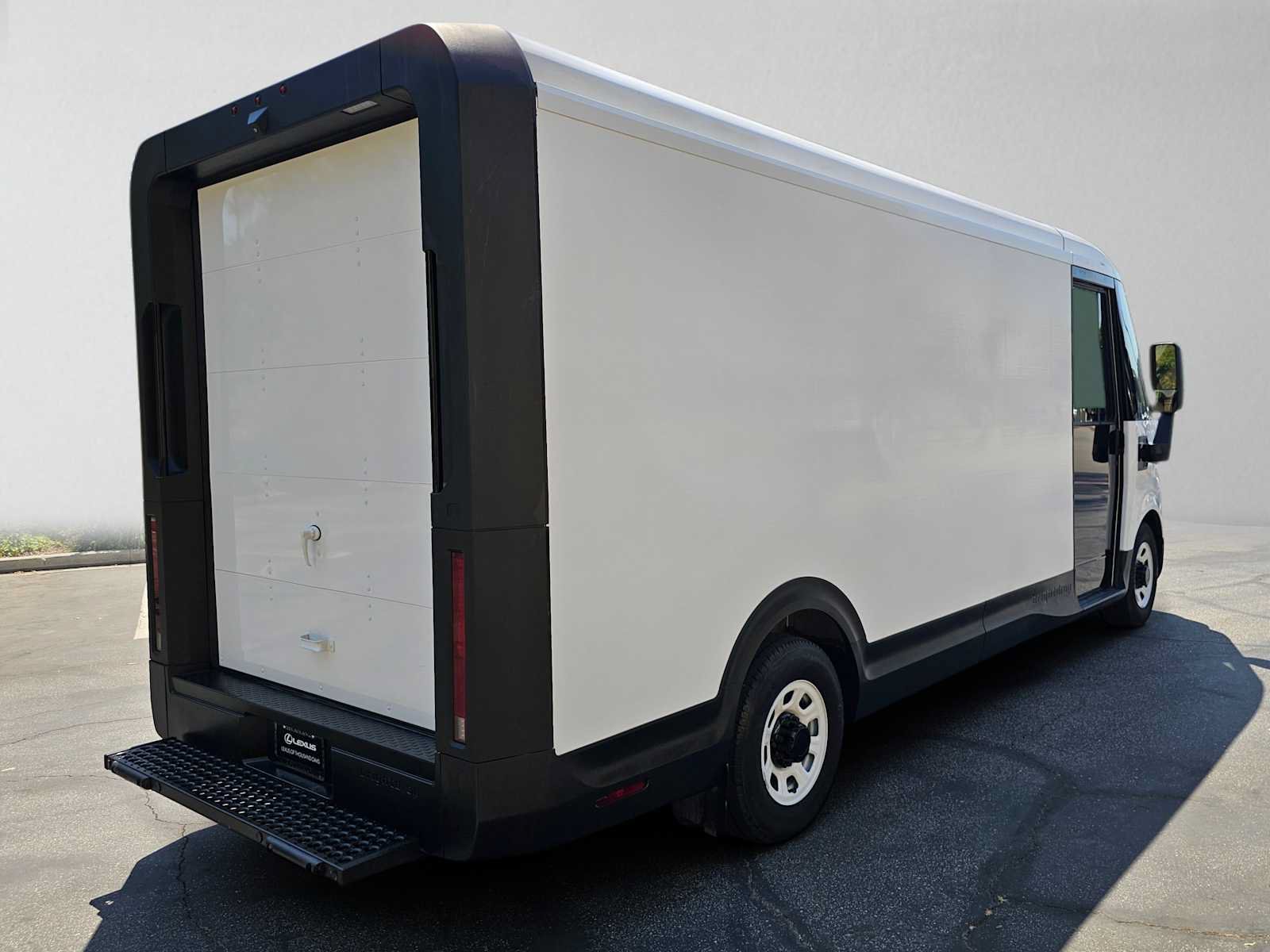 Used 2023 Chevrolet Brightdrop 600 w/ Active Safety Package 2 AWD/4WD image 3