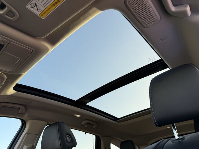 Certified 2025 Acura MDX w/ Technology Package FWD image 24