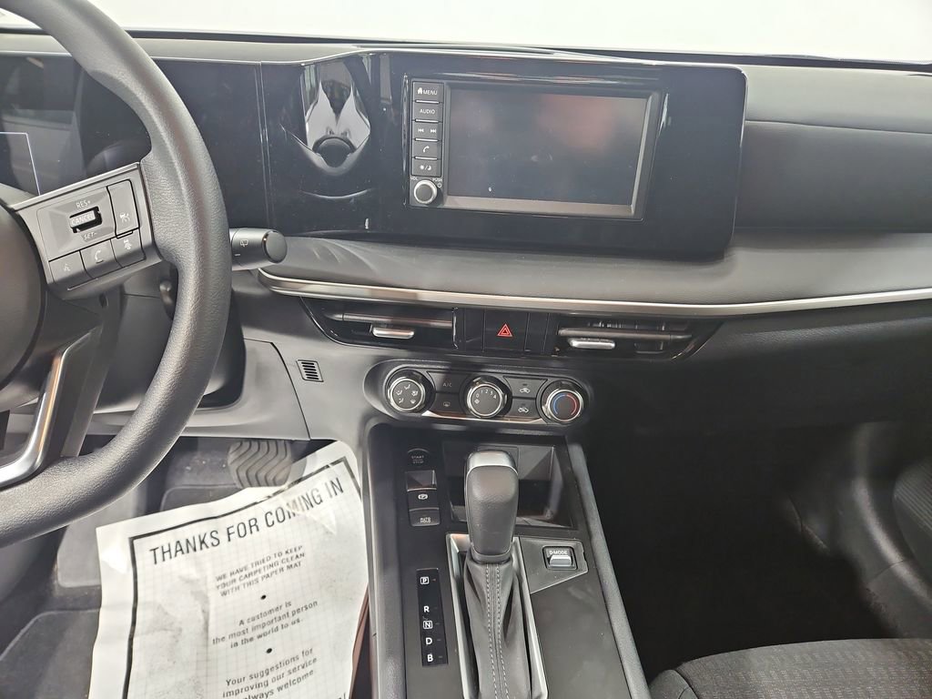 Certified 2025 Nissan Kicks S image 19