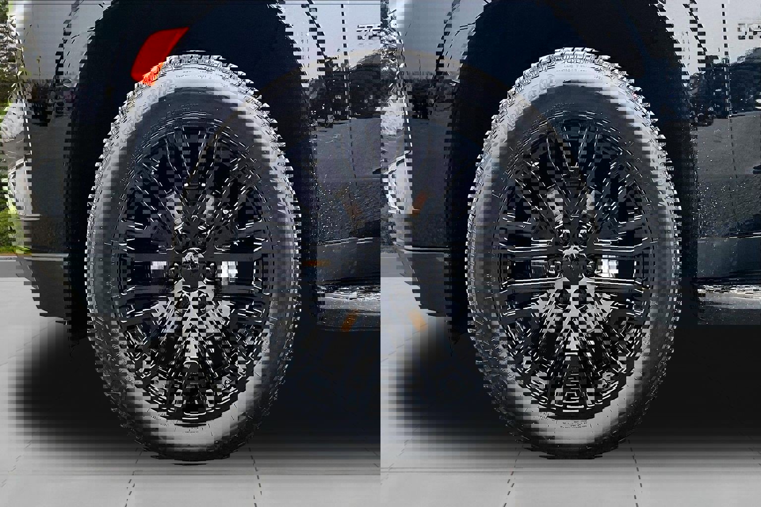 Used 2022 Chevrolet Tahoe LT w/ LT Signature Package image 36