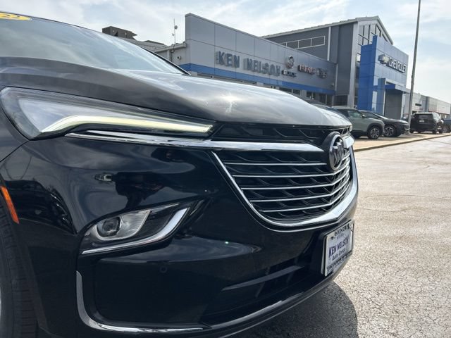 Used 2022 Buick Enclave Premium AWD/4WD image 4