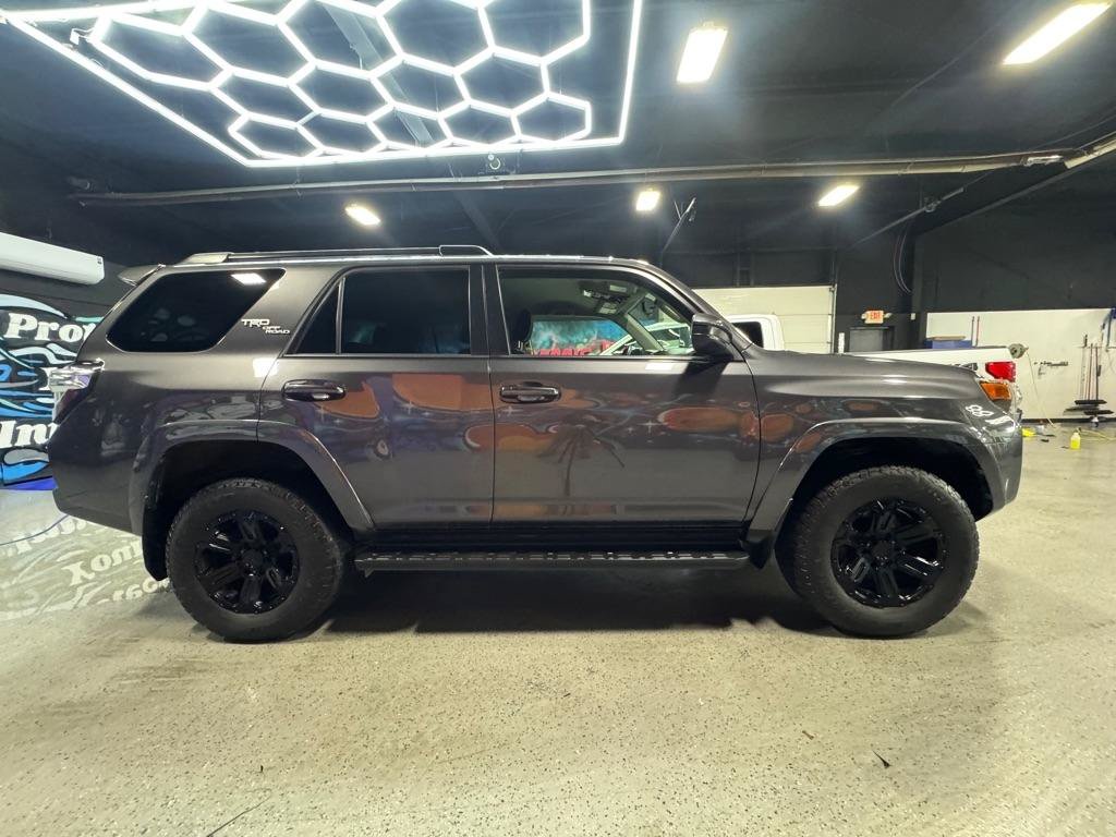 Used 2019 Toyota 4Runner TRD Off-Road AWD/4WD image 7