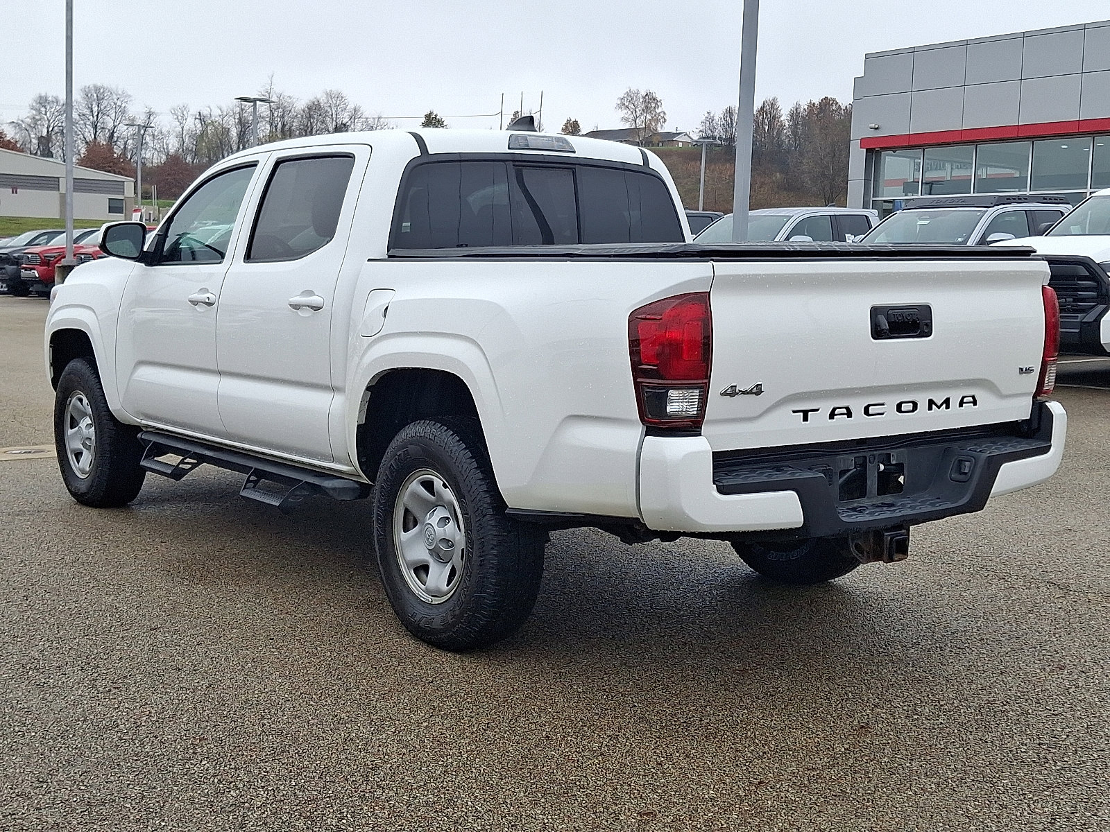 Used 2022 Toyota Tacoma 4x4 Double Cab image 4