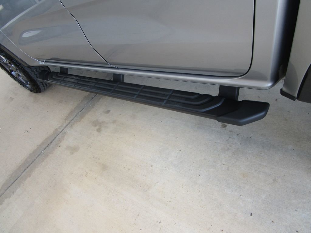 Used 2024 Ford Ranger XLT w/ FX4 Off-Road Package image 10