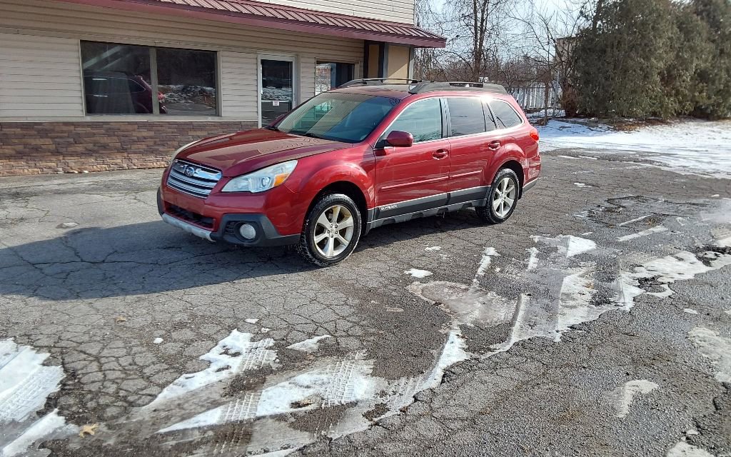 Used 2013 Subaru Outback 2.5i Limited w/ Moonroof Pkg image 2