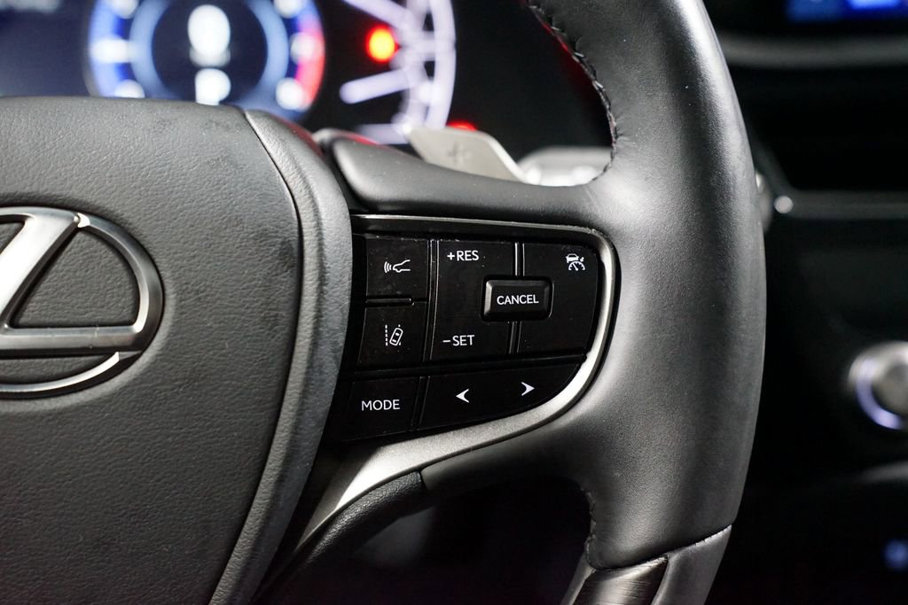 Used 2024 Lexus ES 350 Ultra Luxury w/ Accessory Package (Z2) image 13