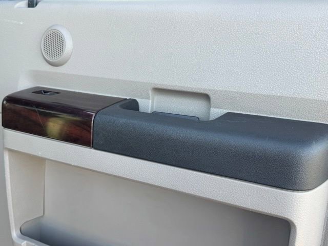 Used 2008 Ford F350 Lariat image 23