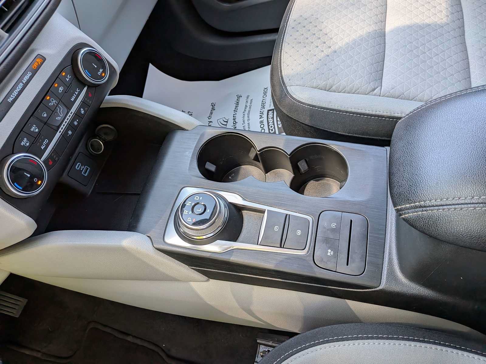 Used 2023 Ford Escape Active AWD/4WD image 12