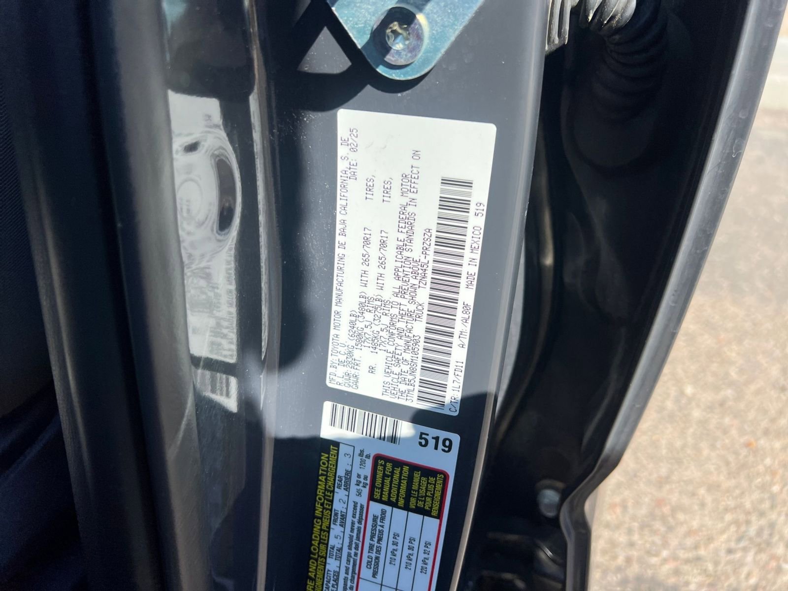 Used 2025 Toyota Tacoma TRD Off-Road image 29
