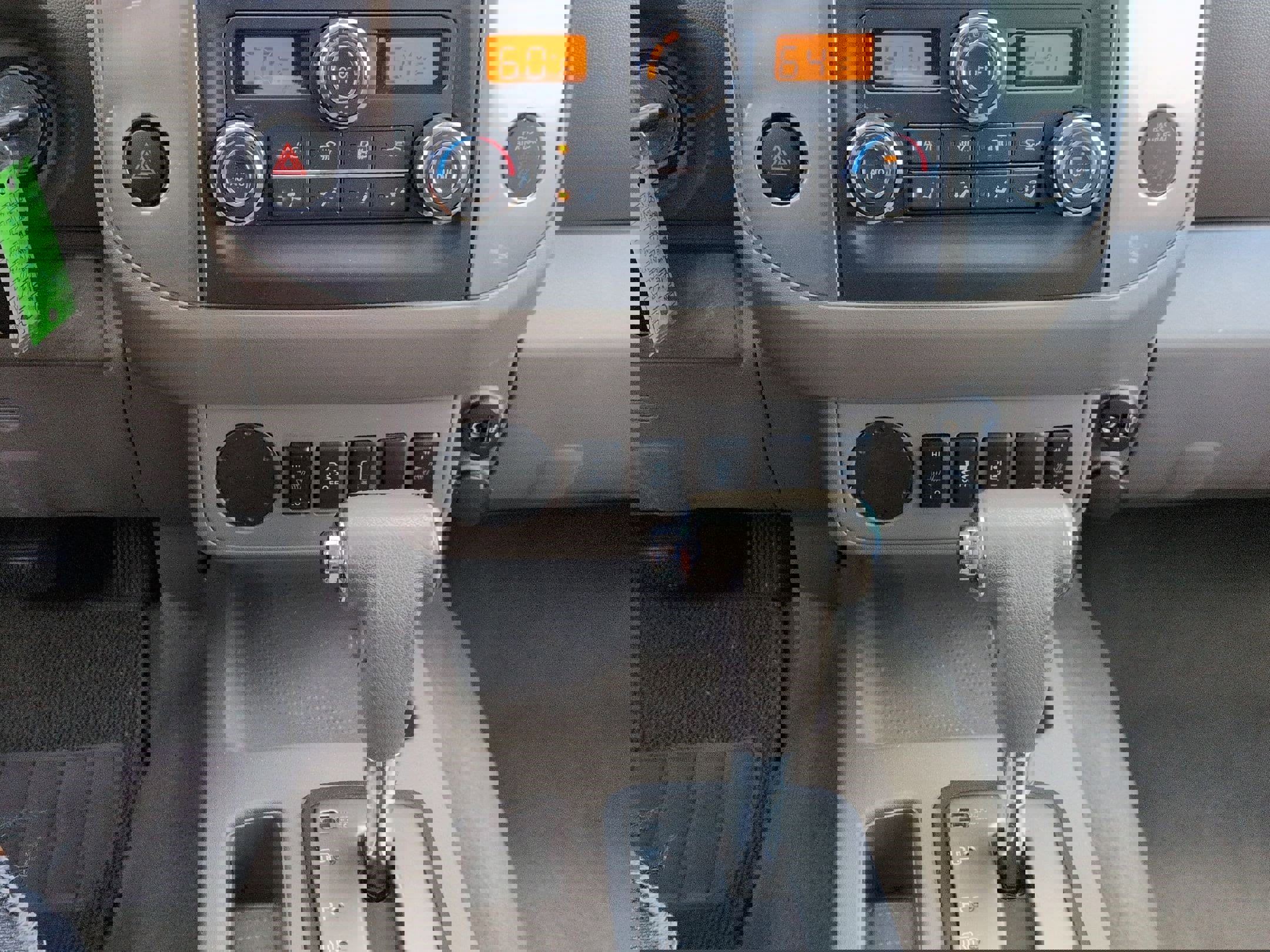 Used 2019 Nissan Frontier SL image 26