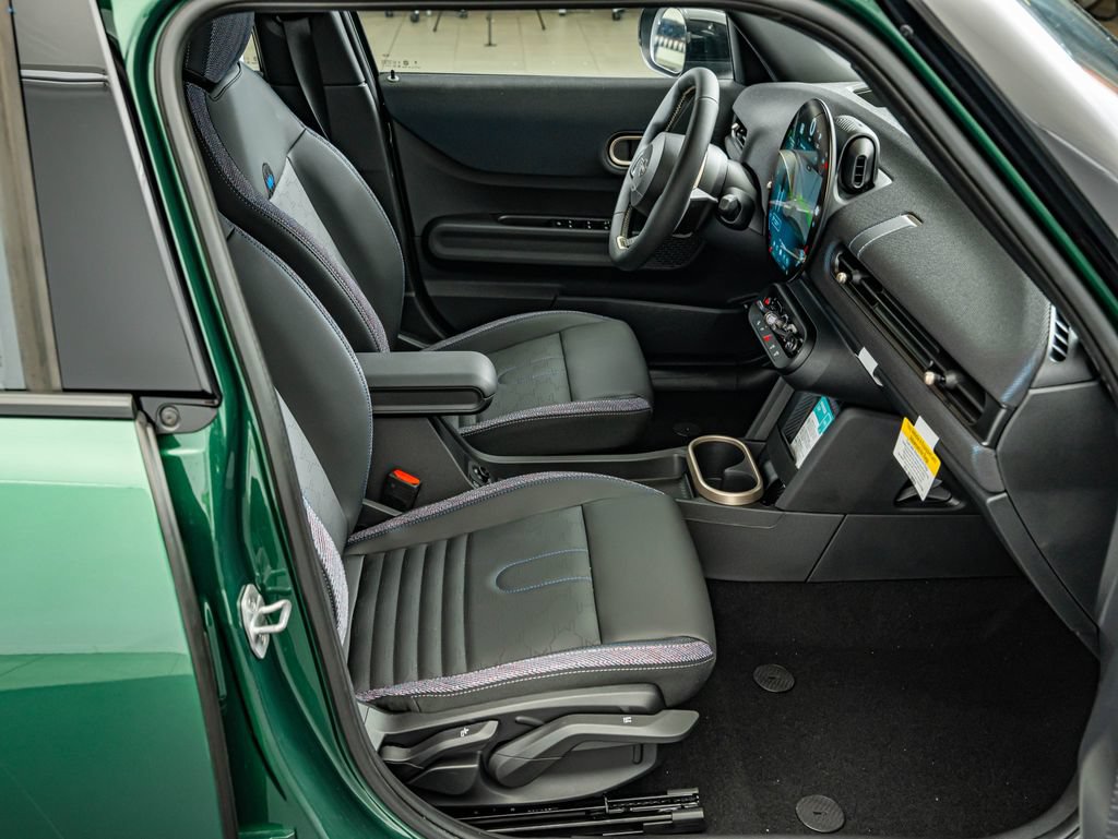 New 2026 MINI Cooper S FWD image 22