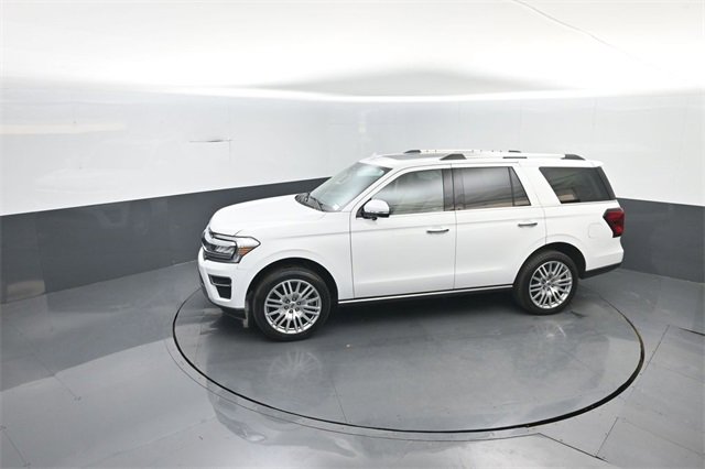 Used 2023 Ford Expedition Limited image 20