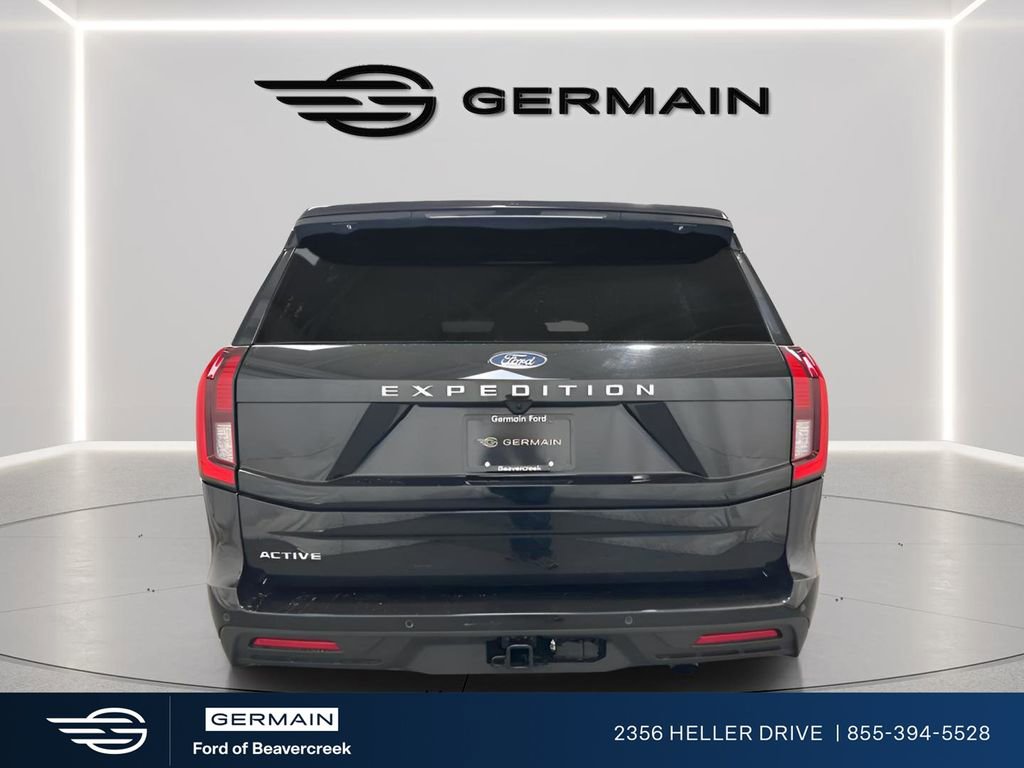 Certified 2025 Ford Expedition Active image 6