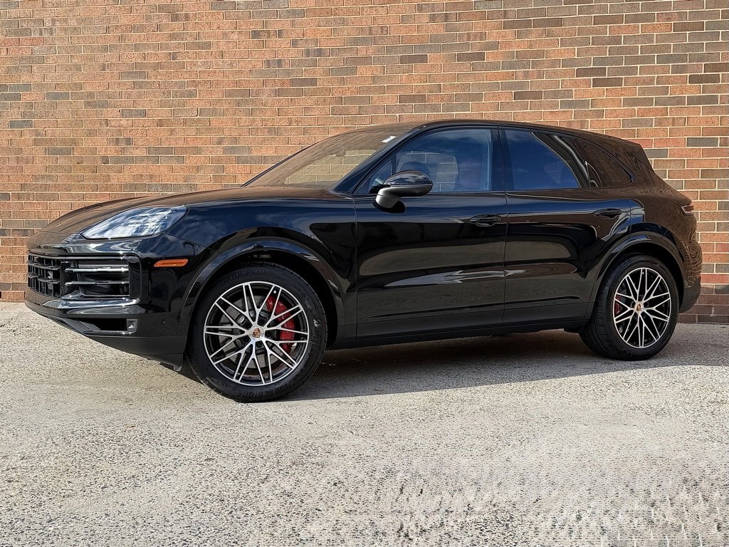 New 2026 Porsche Cayenne S image 1