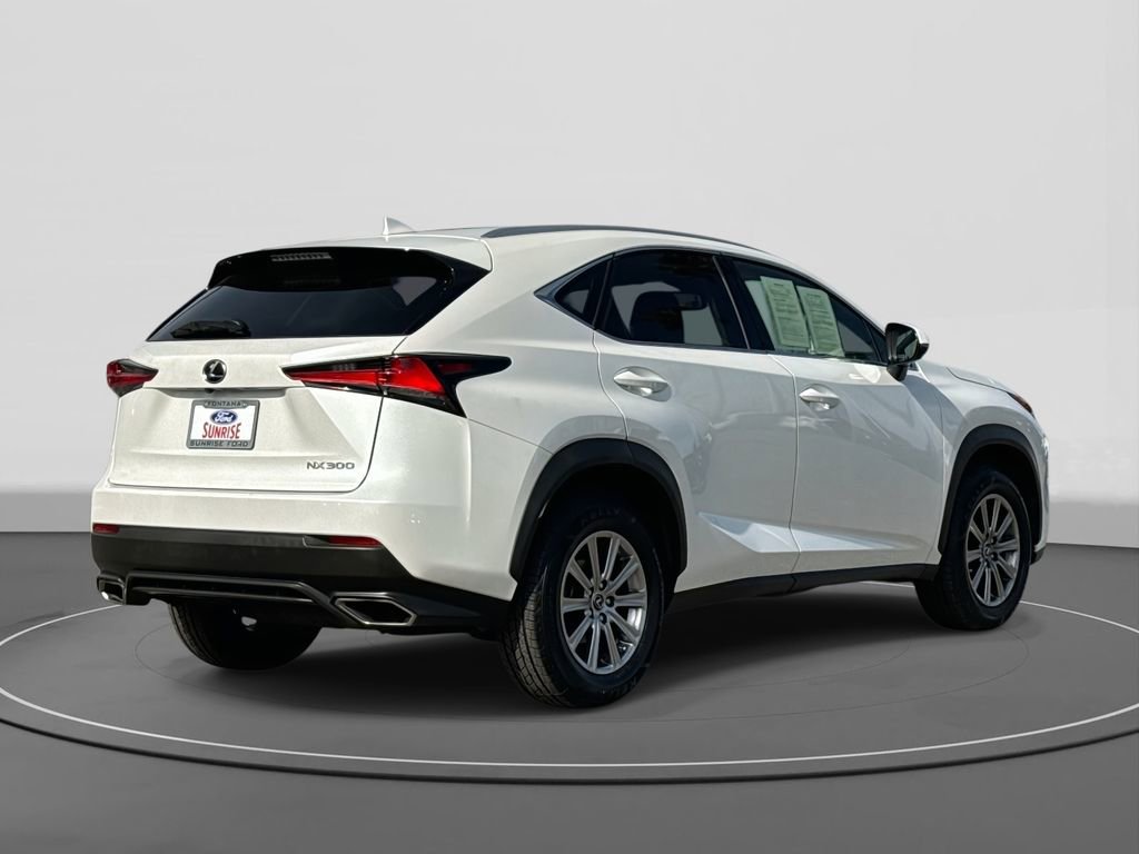 Used 2018 Lexus NX 300 FWD image 5