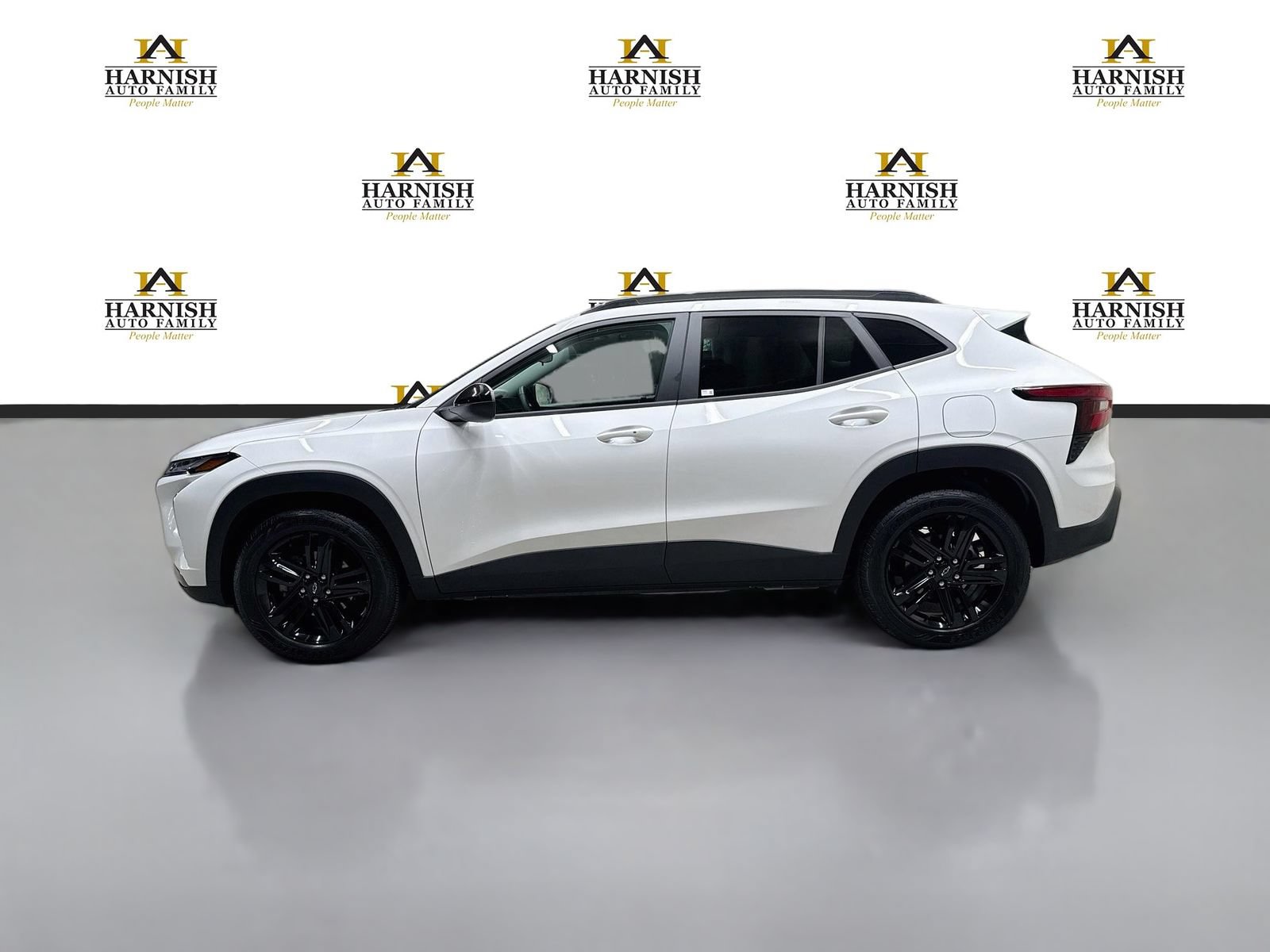 New 2026 Chevrolet Trax ACTIV w/ Sunroof Package FWD image 11