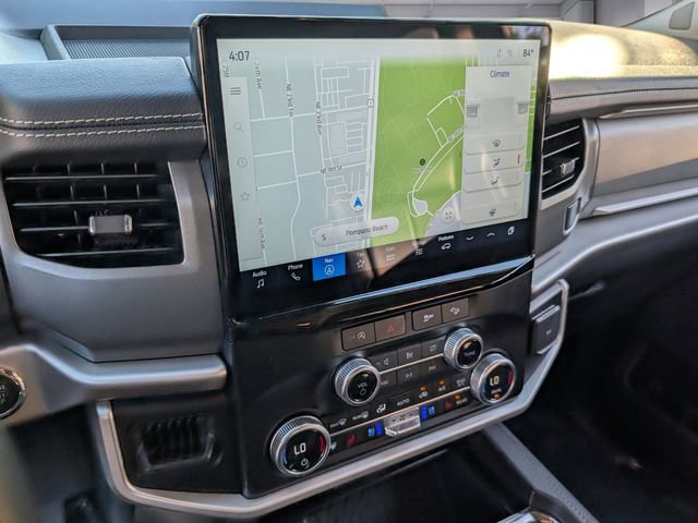 Used 2024 Ford Expedition XLT image 19