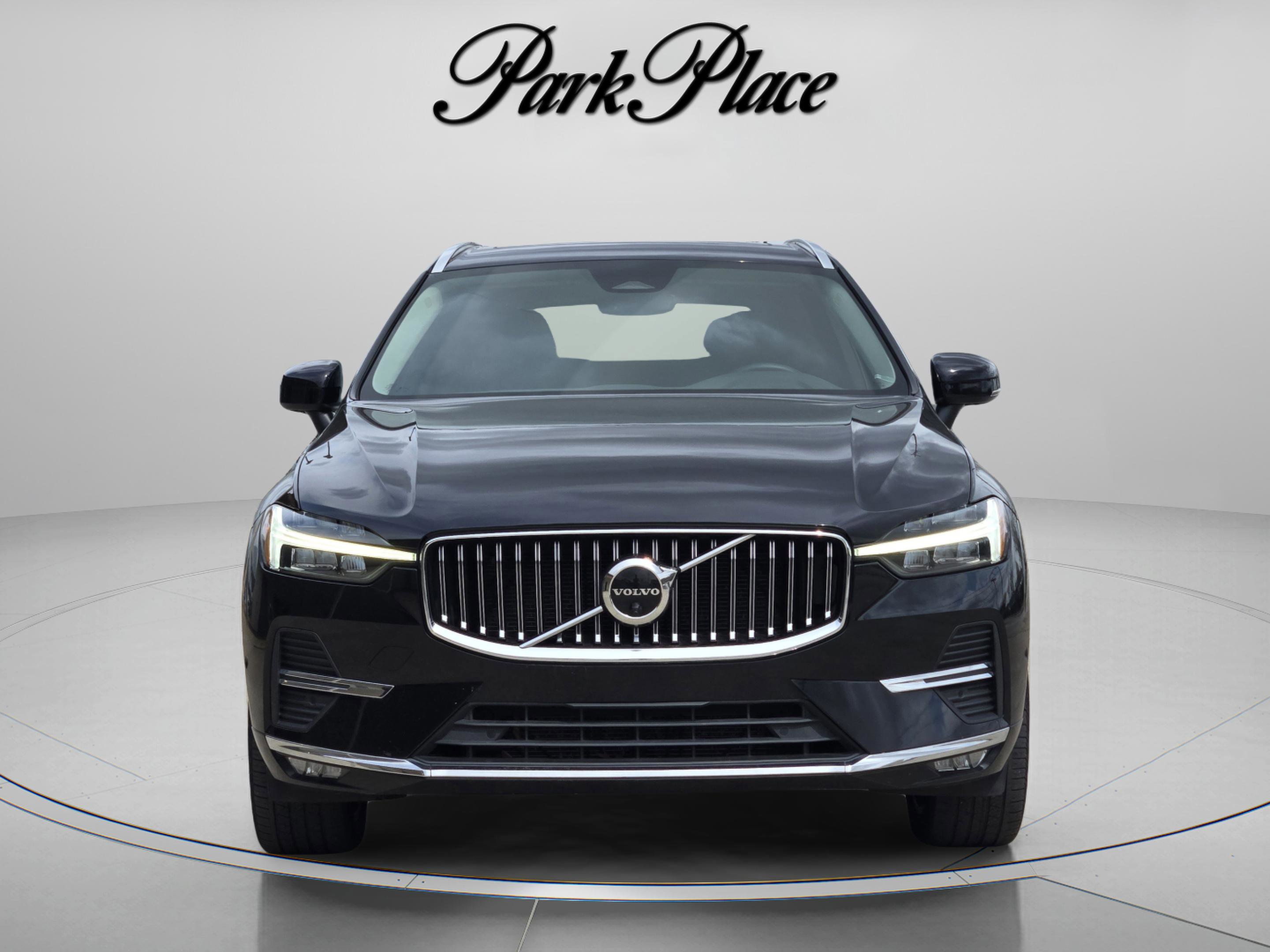 Used 2023 Volvo XC60 B5 Plus w/ Protection Package Premier AWD/4WD image 9