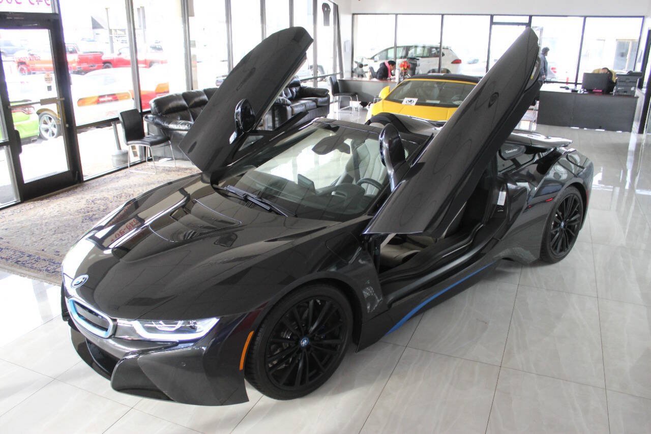 Used 2019 BMW i8 Roadster AWD/4WD image 2