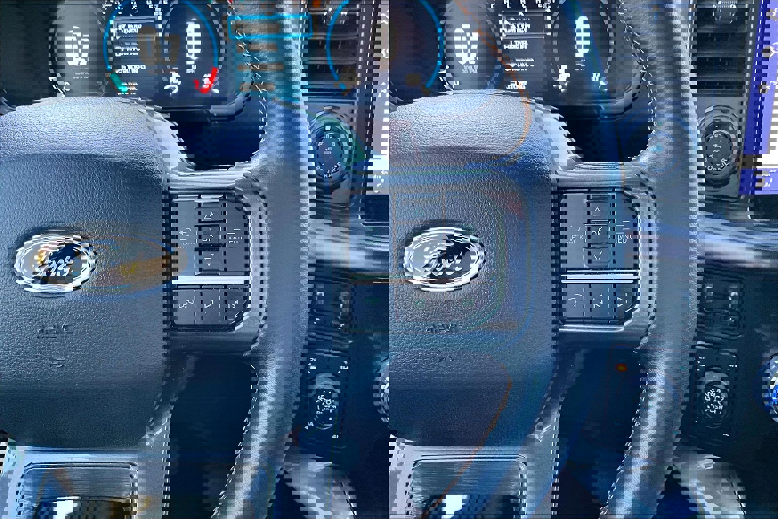 Used 2023 Ford F150 Tremor w/ Equipment Group 402A High image 13