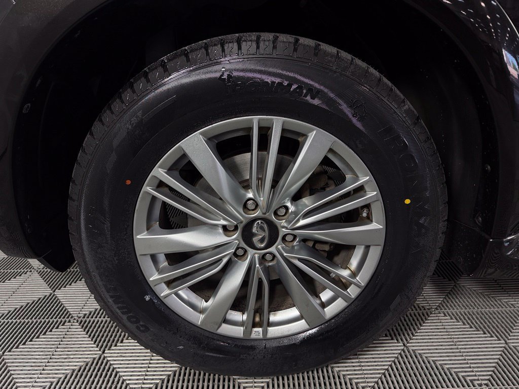 Used 2019 INFINITI QX80 Luxe AWD/4WD image 9