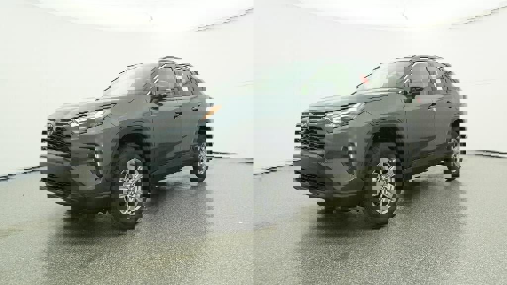 New 2025 Toyota RAV4 XLE image 17