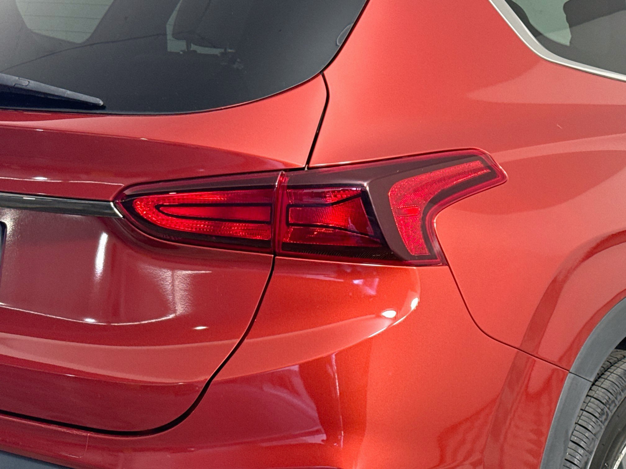 Used 2019 Hyundai Santa Fe SEL FWD image 34
