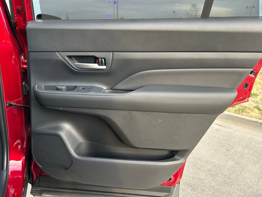 Used 2026 Toyota Grand Highlander XLE image 29