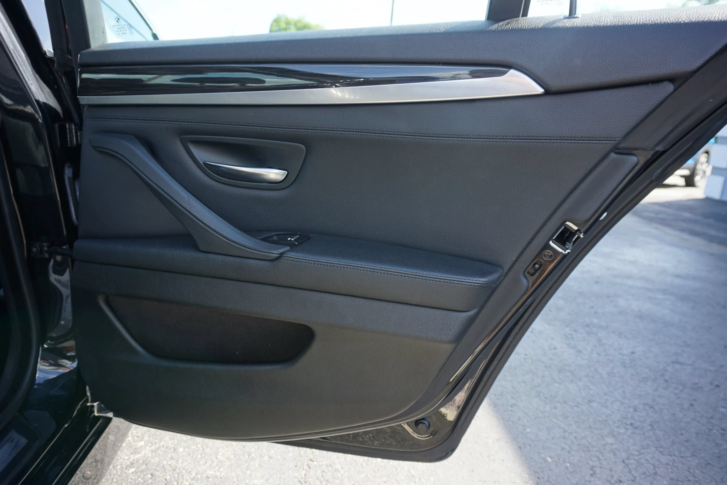 Used 2014 BMW 535d xDrive AWD/4WD image 14