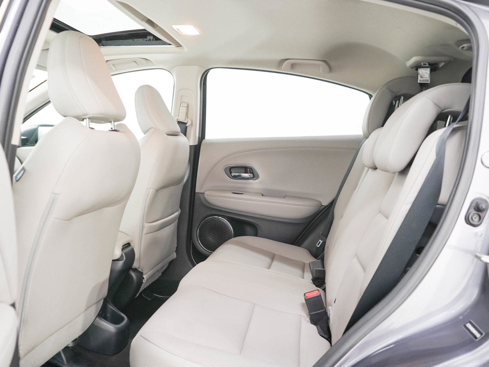 Used 2019 Honda HR-V Touring image 14