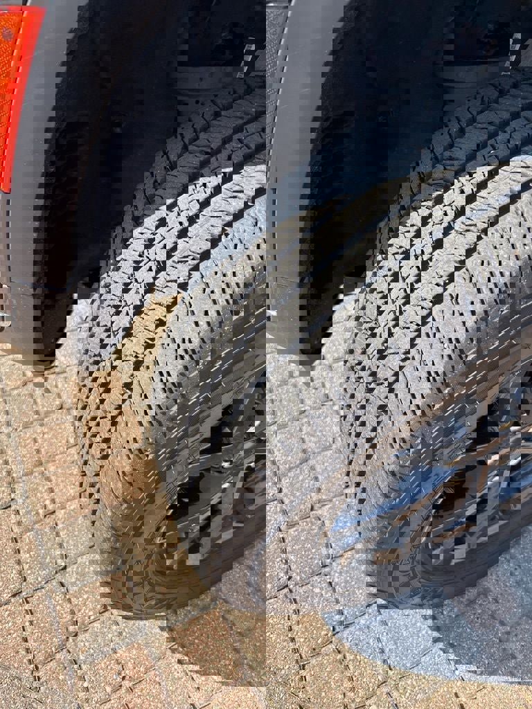 Used 2022 Jeep Grand Cherokee L Laredo w/ Luxury Tech Group I image 10