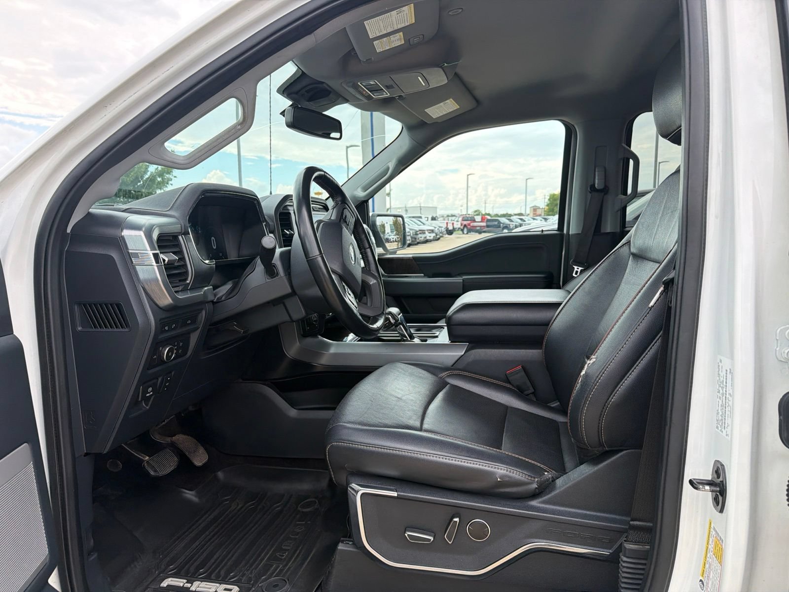 Used 2021 Ford F150 Lariat AWD/4WD image 13
