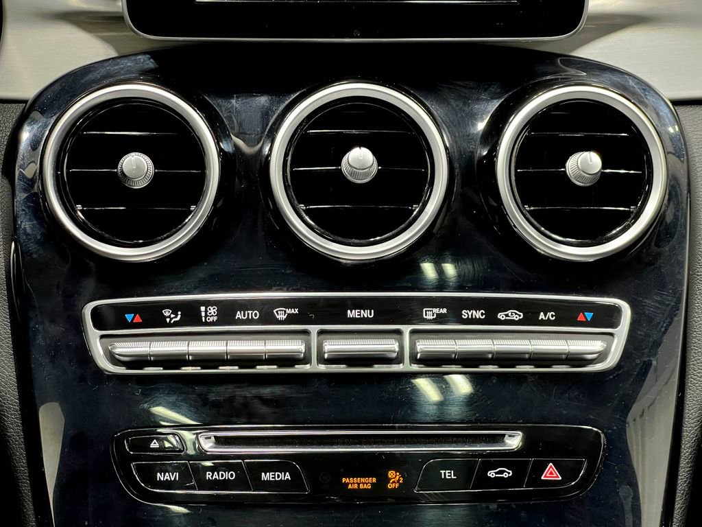Used 2015 Mercedes-Benz C 300 4MATIC Sedan image 26