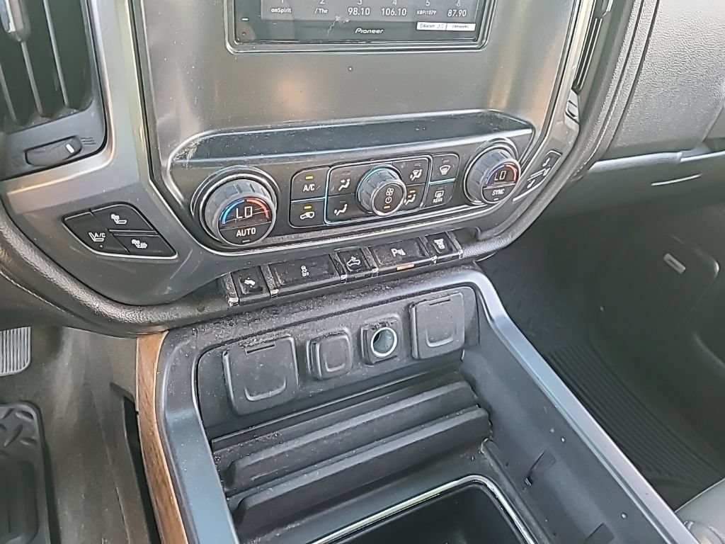 Used 2015 Chevrolet Silverado 2500 LTZ w/ Duramax Plus Package AWD/4WD image 18