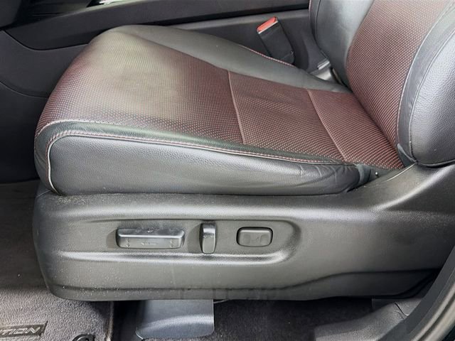 Used 2025 Honda Ridgeline Black Edition image 24