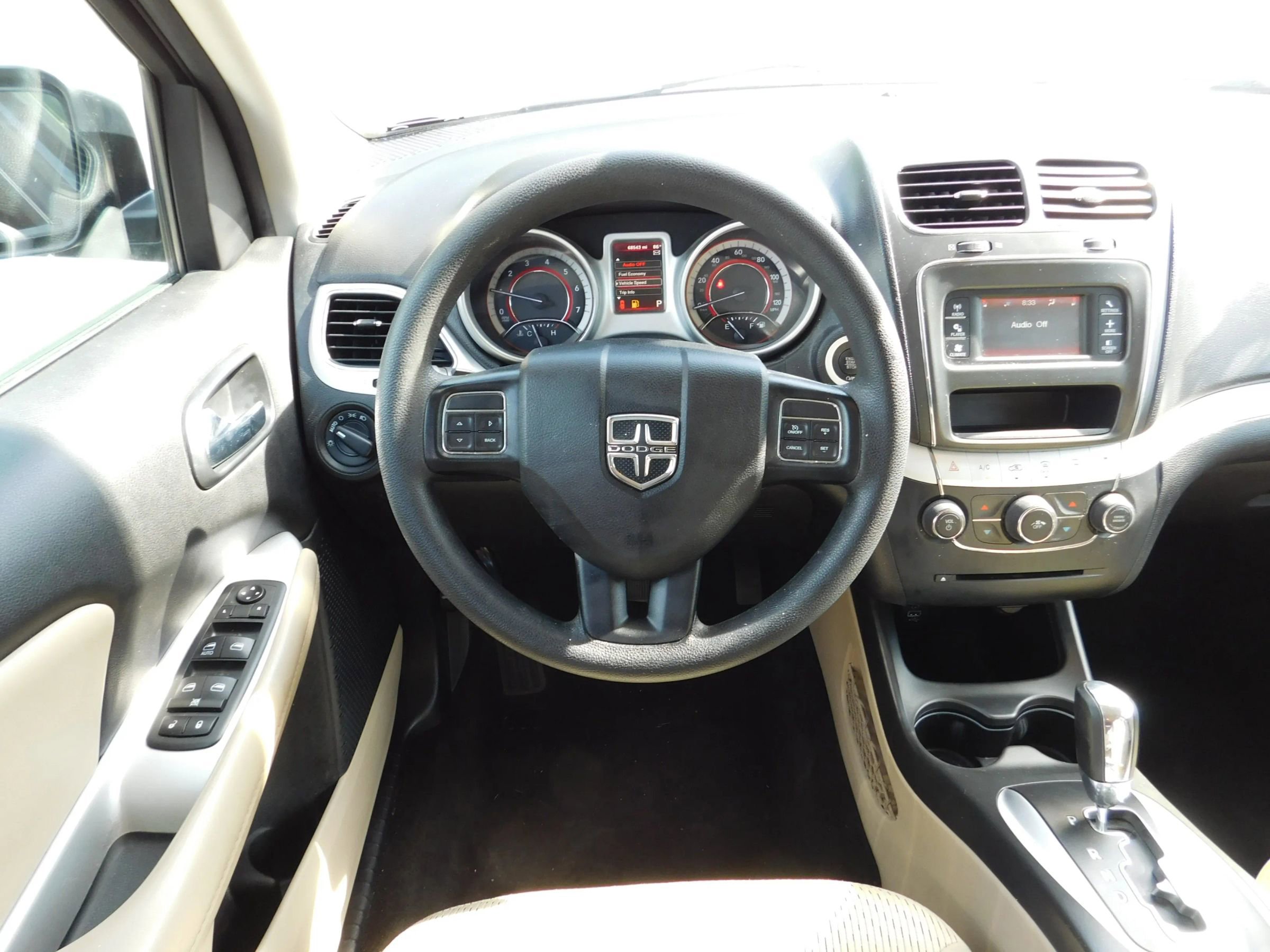 Used 2019 Dodge Journey SE FWD image 11