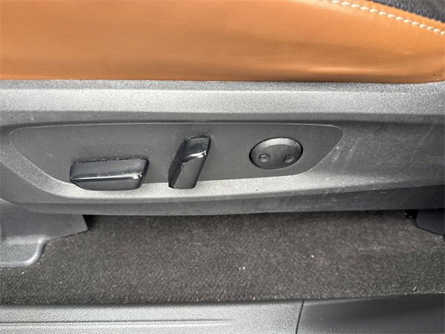 Used 2023 Nissan Pathfinder Platinum w/ Cargo Package image 17