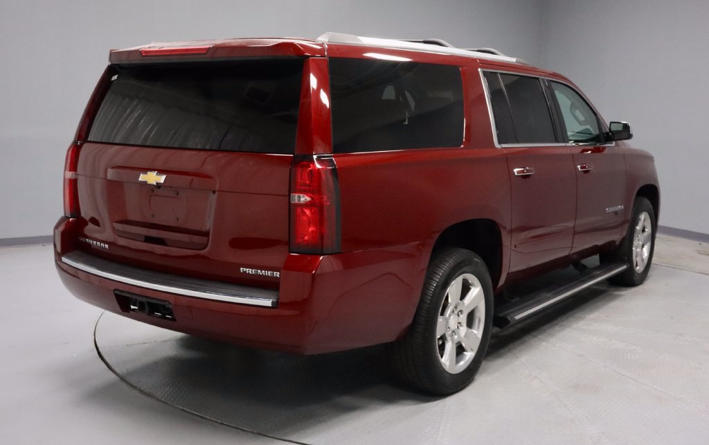 Used 2020 Chevrolet Suburban Premier w/ Max Trailering Package AWD/4WD image 12