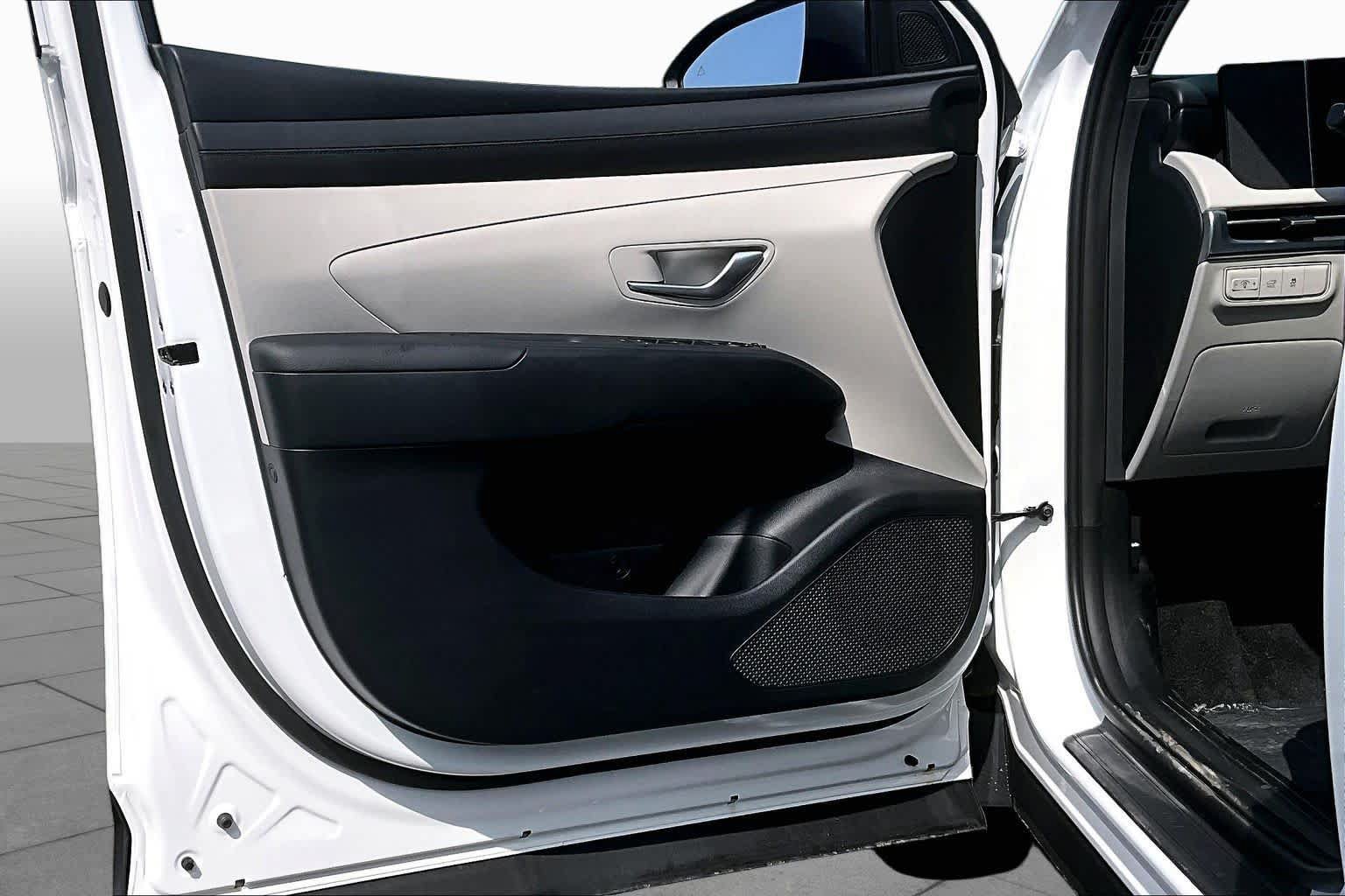 New 2026 Hyundai Tucson SEL Plus FWD image 13