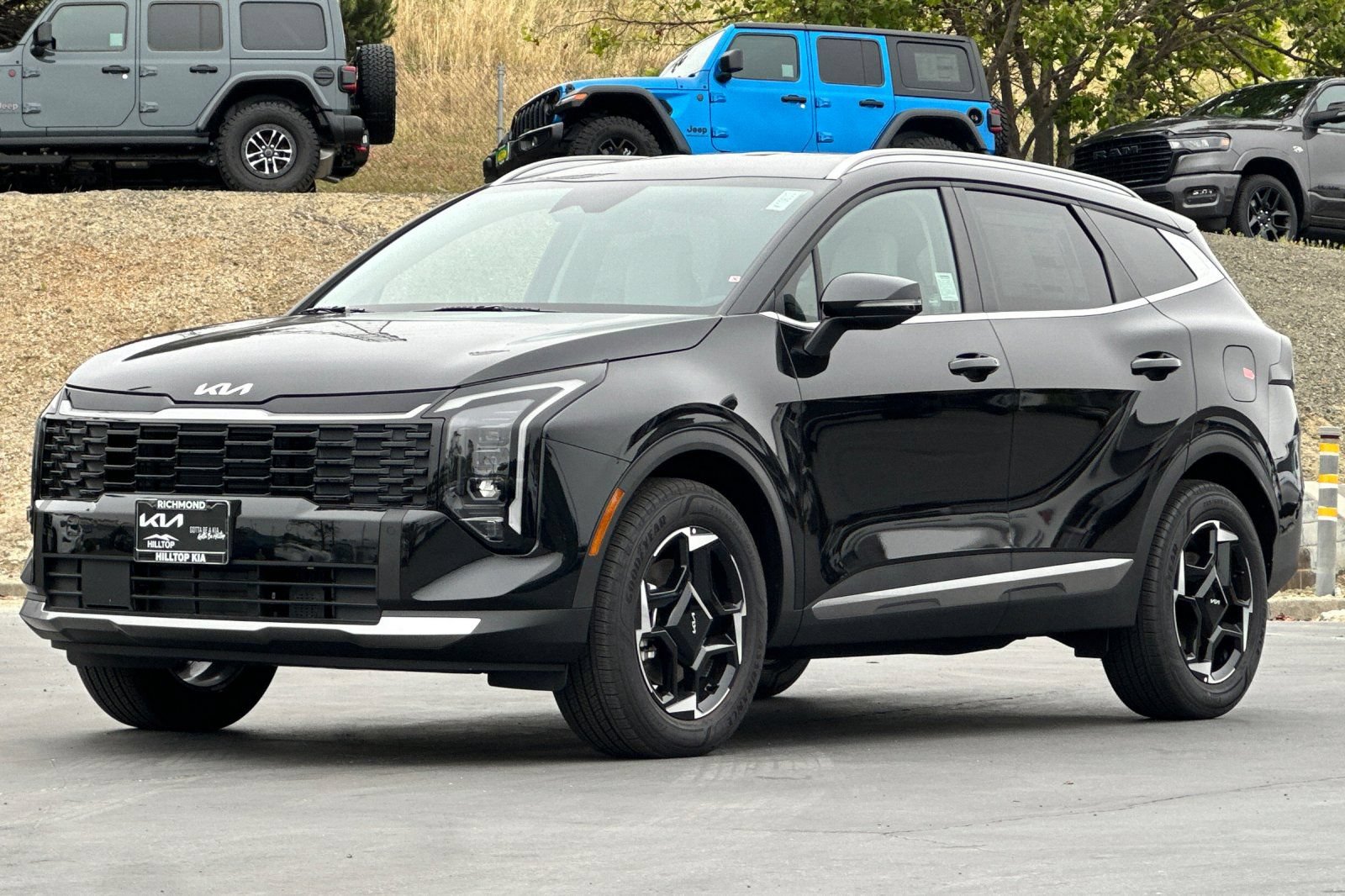 New 2026 Kia Sportage EX AWD/4WD image 9