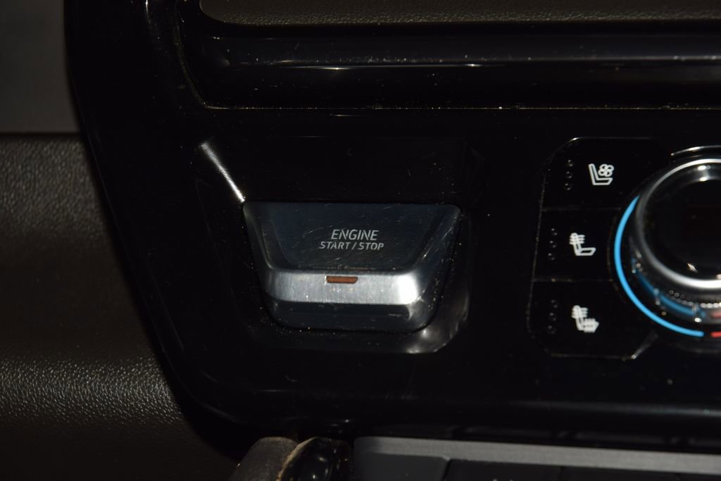 Used 2023 GMC Sierra 1500 AT4 w/ AT4 Premium Package image 38