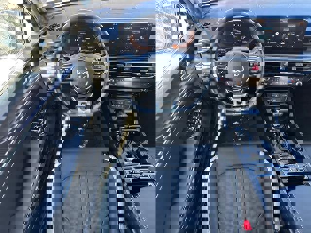 Used 2025 Kia K5 GT-Line image 18