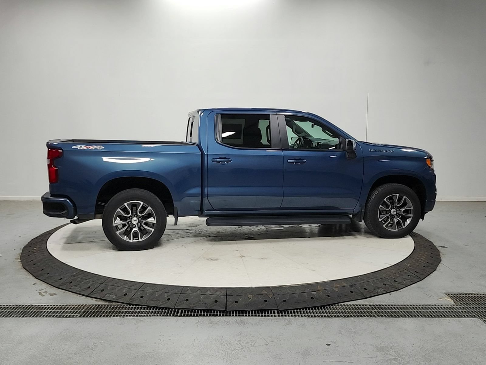 Used 2024 Chevrolet Silverado 1500 RST w/ All Star Edition Plus AWD/4WD image 9