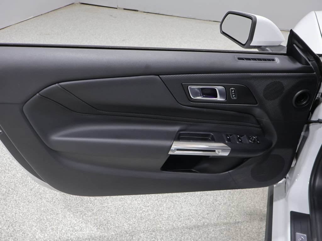 Used 2025 Ford Mustang Premium RWD image 19