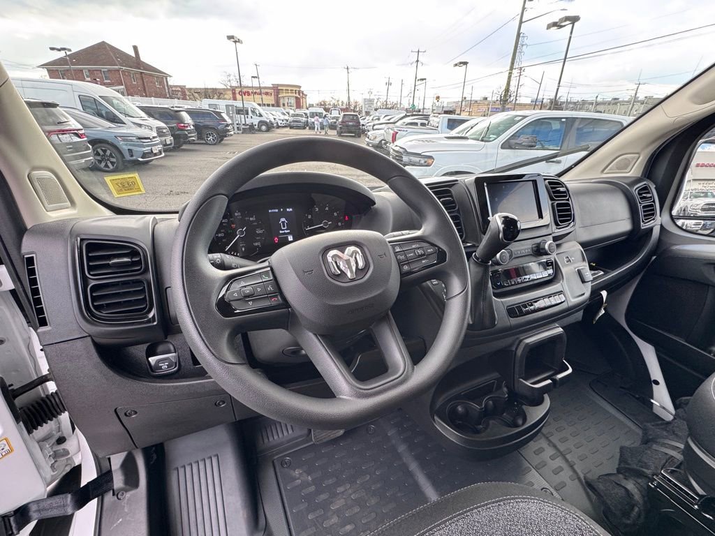 Used 2025 RAM ProMaster 2500 w/ Convenience Group FWD image 16