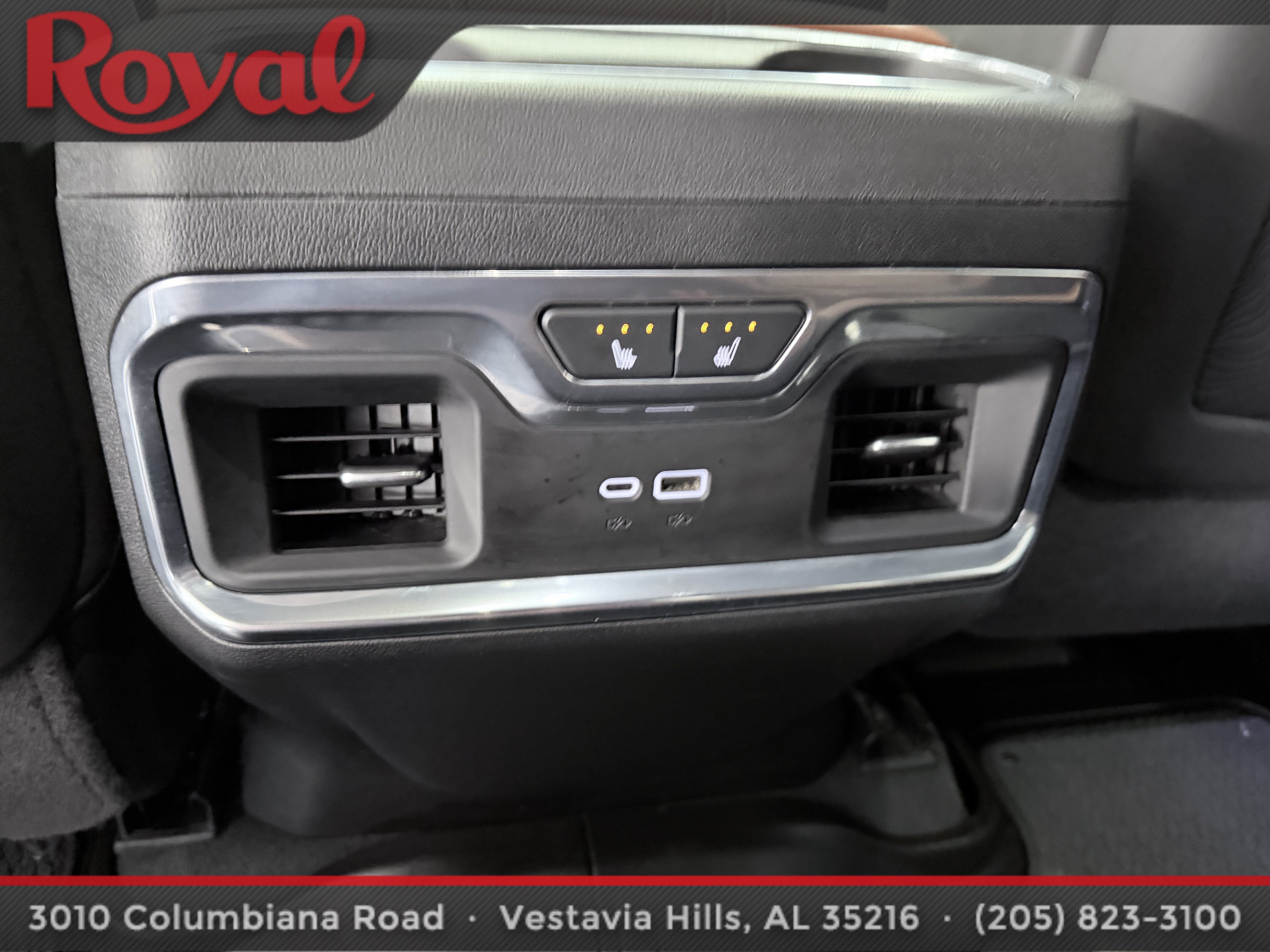Used 2025 GMC Sierra 2500 Denali Ultimate w/ Max Trailering Package AWD/4WD image 12